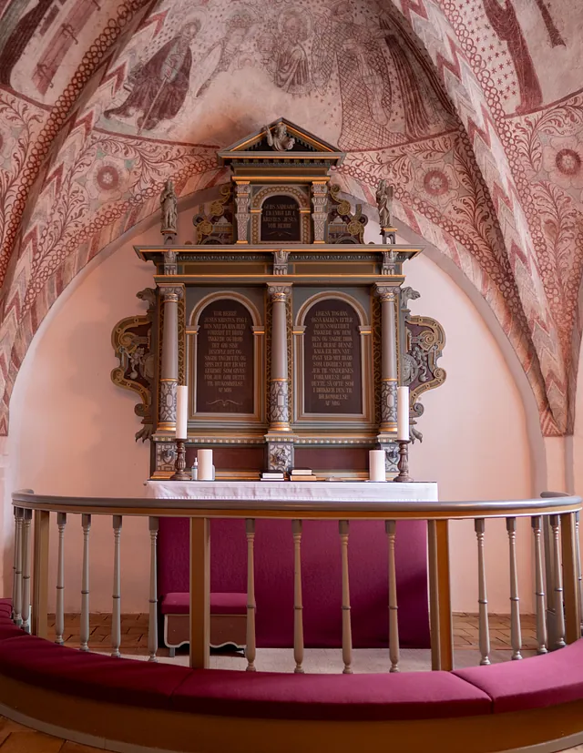 Kvislemark Kirke alter
