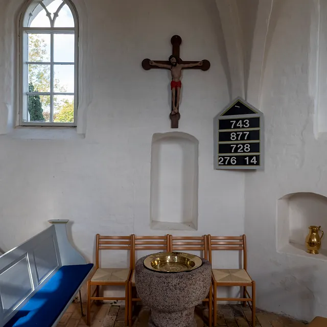 Ting Jellinge Kirke krucifiks