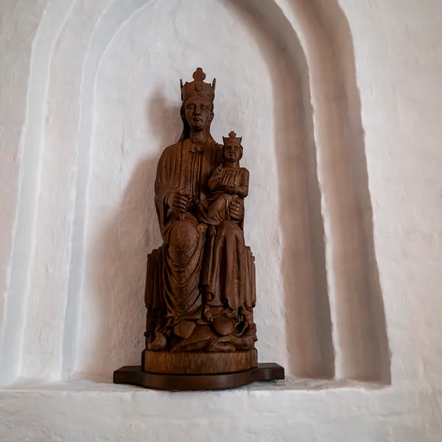 Fyrendal Kirke madonnafigur